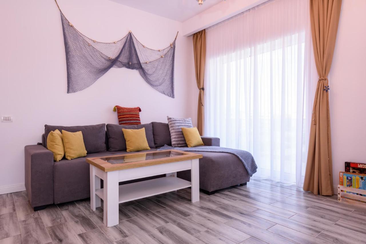דירות Năvodari Kataleya Apartament מראה חיצוני תמונה