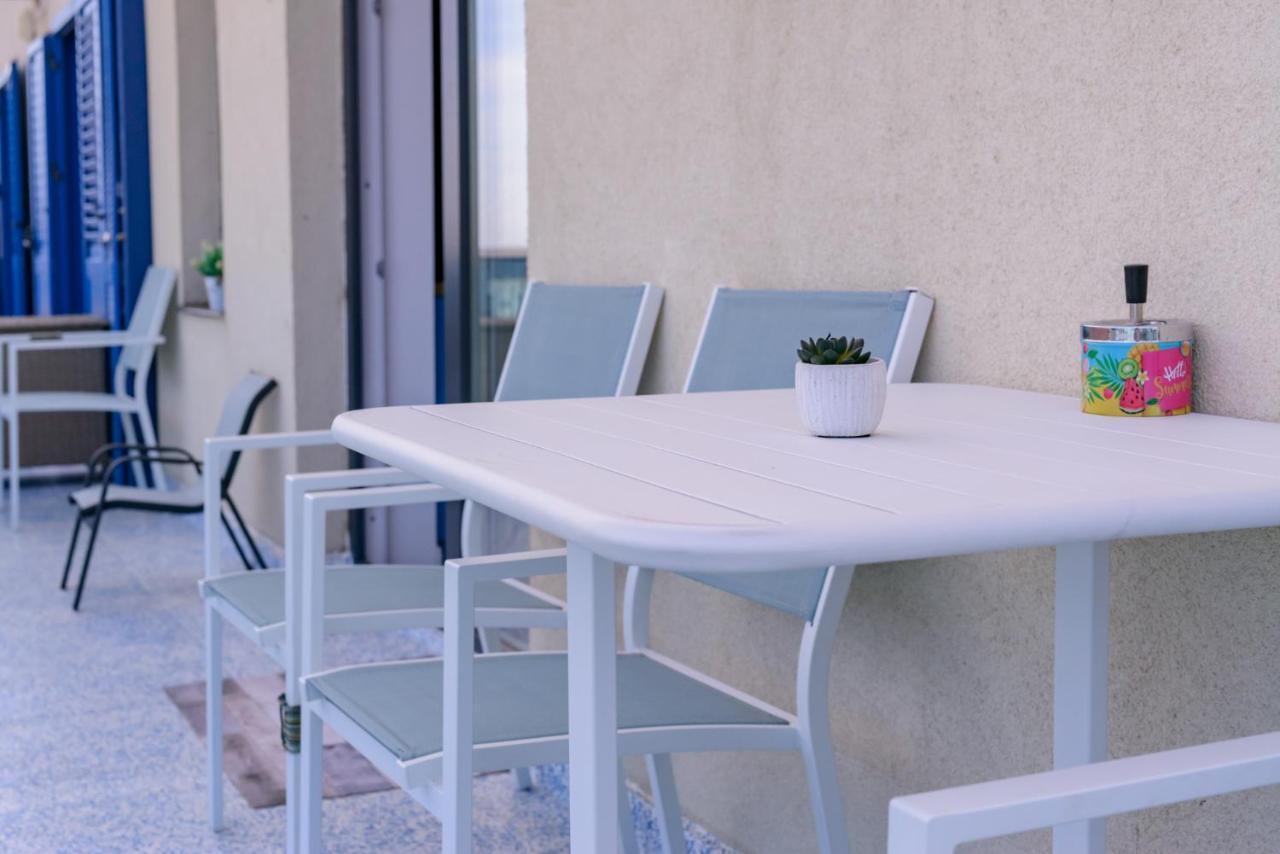 דירות Năvodari Kataleya Apartament מראה חיצוני תמונה